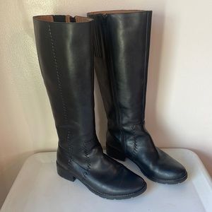 SOFFT. Black riding boots women’s size 8